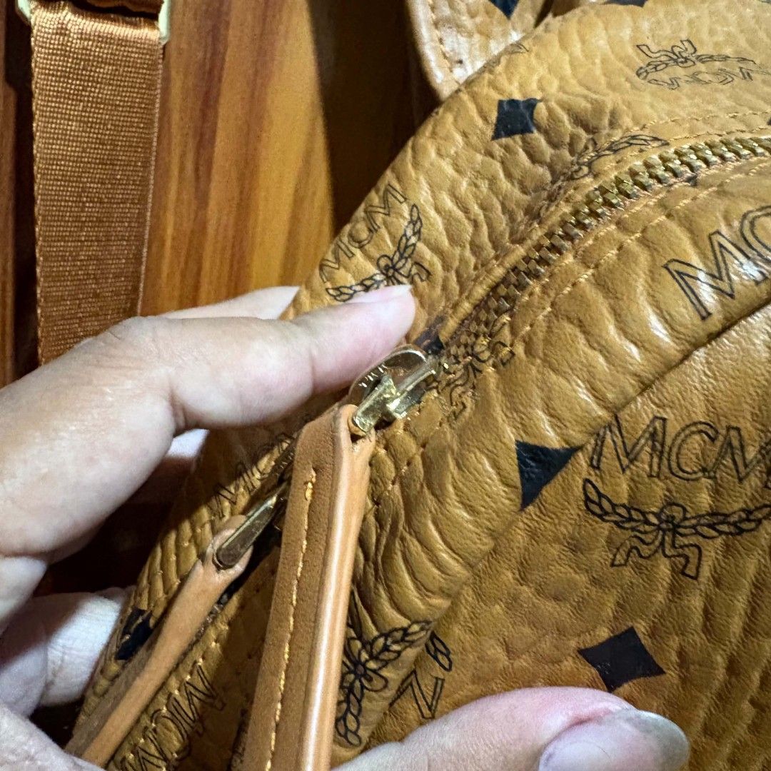 Mcm Backpack (Category: Luxury Bags & Wallets) located in Carmen. Submitted by aquarius.00 (Listing ID 1461925361, Image 2). Description: honest flaws yung sa loob labas excellent see photos ykk zip made in korea.