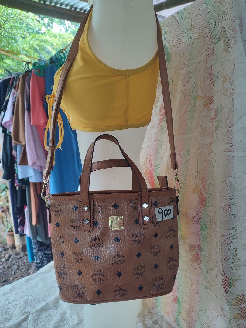 MCM Korea (Category: Luxury Bags & Wallets) located in Pagadian. Submitted by shielaso (Listing ID 1461854523, Image 1). Description: free shipping 9x11 inches.