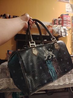 (Category: ) located in . Submitted by kittyfabonlineshop2 (Listing ID 1461859873, Image 1). Description: .
