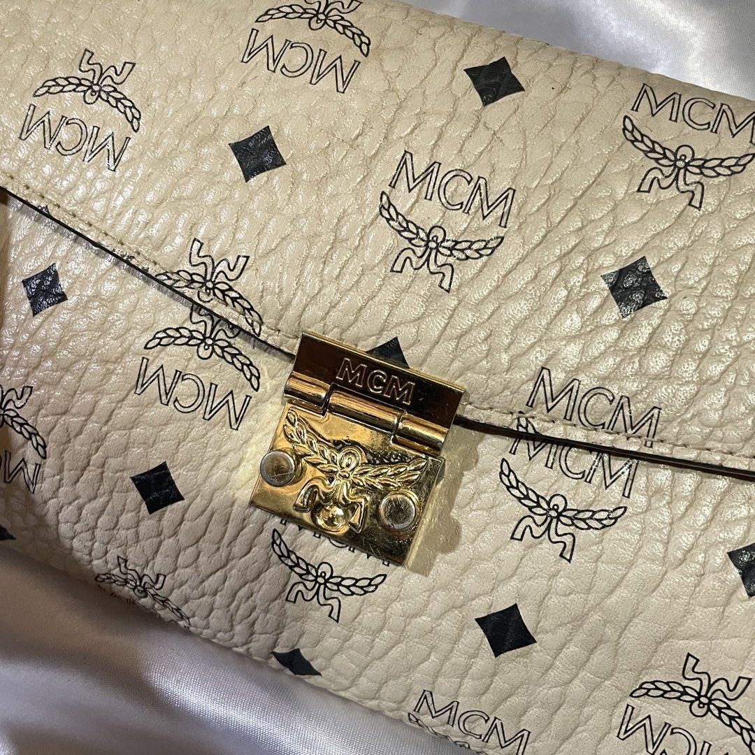 MCM VISETOS MILLIE FLAP (Category: Shoulder Bags) located in Manila. Submitted by syle_88 (Listing ID 1461965093, Image 2). Description: SLIGHTLY USED!.