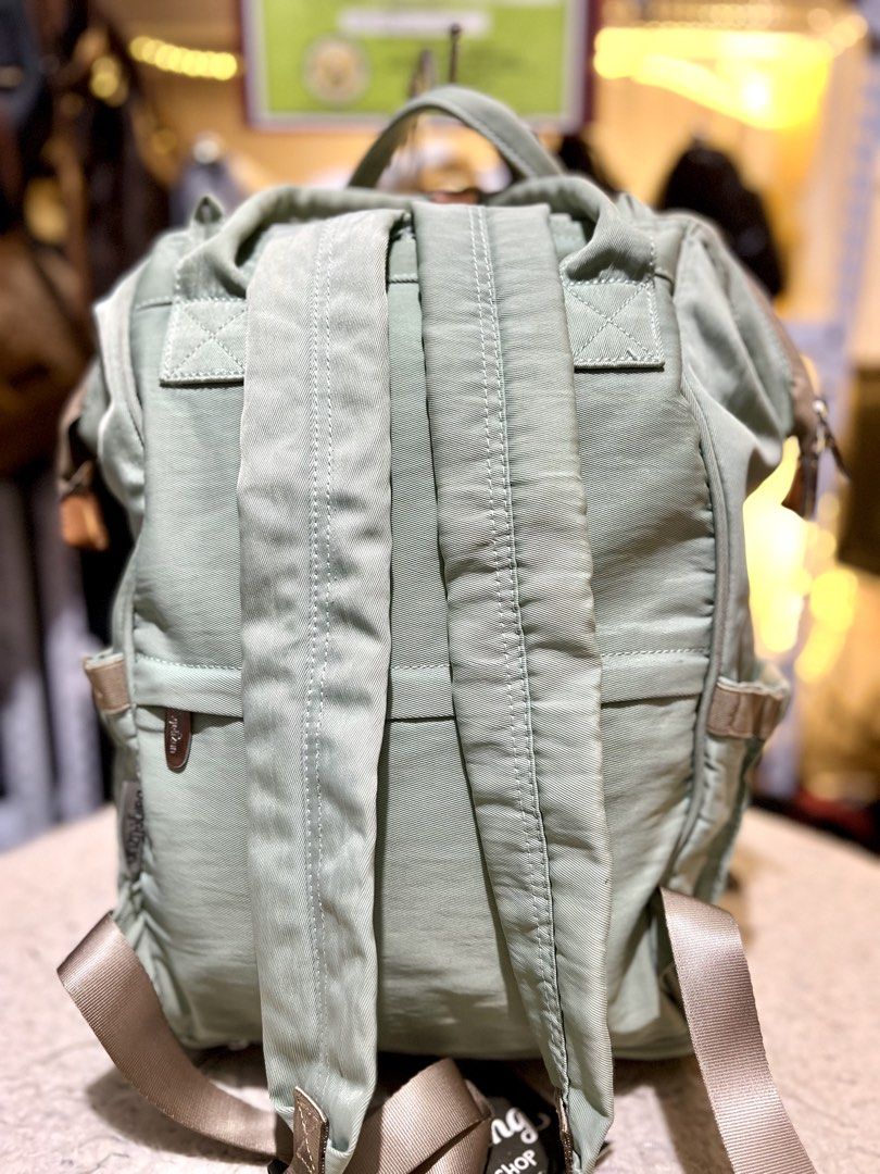 Medium Backpack Unisex (Category: Backpacks) located in Rizal. Submitted by babamamanyingonlineshop (Listing ID 1461807936, Image 3). Description: .