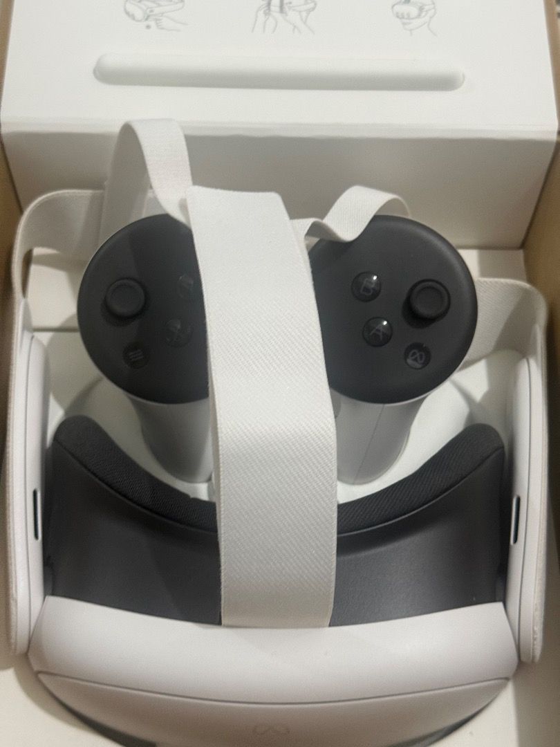 Meta Quest 3 512GB (Category: Virtual Reality) located in Caloocan City. Submitted by geljamie (Listing ID 1461828810, Image 2). Description: Meta Quest 3 512GB for sale. Used only twice and in like-new condition. Purchased September 5, 2026. ✅ 512GB ✅ Original box ✅ Everything included in the original box ✅ With original receipt ✅ No issues, fully working Selling because I’m not using it anymore. ₱30,000 negotiable.