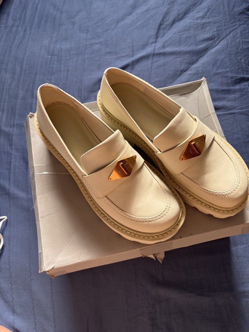 Metallic Accent Chunky Platform Penny Loafers - Chalk (Category: Loafers) located in Bacolod City. Submitted by nczr96 (Listing ID 1461872506, Image 1). Description: Metallic Accent Chunky Platform Penny Loafers - Chalk Original C&K Penny loafers in color CHALK Very good condition Very minimal crease only Still very sturdy No fading/flaws on gold hardware Still with (a worn) box. Used twice only. Bought in Singapore RFS: one size too big for me. 