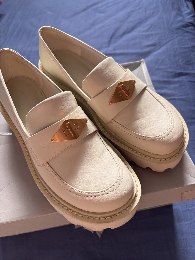 Metallic Accent Chunky Platform Penny Loafers - Chalk (Category: Loafers) located in Bacolod City. Submitted by nczr96 (Listing ID 1461872506, Image 2). Description: Metallic Accent Chunky Platform Penny Loafers - Chalk Original C&K Penny loafers in color CHALK Very good condition Very minimal crease only Still very sturdy No fading/flaws on gold hardware Still with (a worn) box. Used twice only. Bought in Singapore RFS: one size too big for me. 