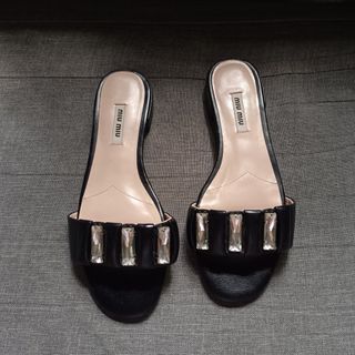 (Category: ) located in . Submitted by meloluxcollections (Listing ID 1461874525, Image 1). Description: .