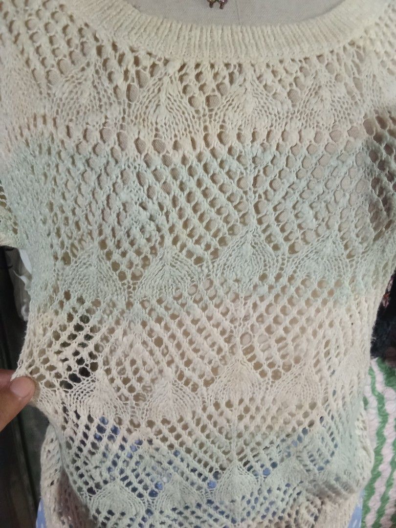 Mint green and cream white knitted top (Category: Others Tops) located in Meycauayan. Submitted by midori021 (Listing ID 1461835473, Image 3). Description: S-M see through needs inner.