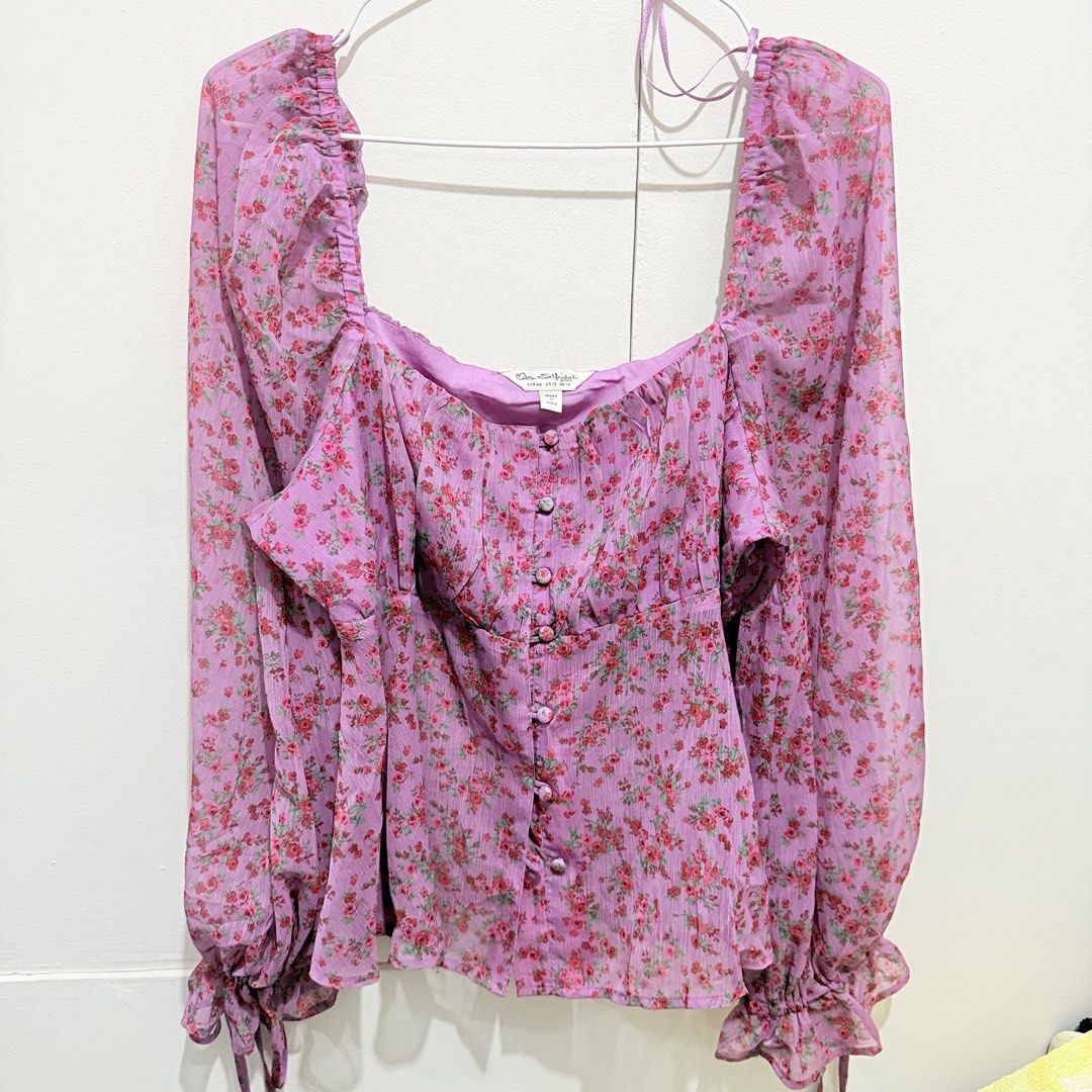Miss Selfridge smock Blouse (Large) (Category: Blouses) located in Baguio. Submitted by baguiogurl2 (Listing ID 1461929605, Image 3). Description: Super pretty and well made Good as brand new (without tag) 🌈No when worn, if in doubt, do not buy 📭Ships from Mandaluyong.