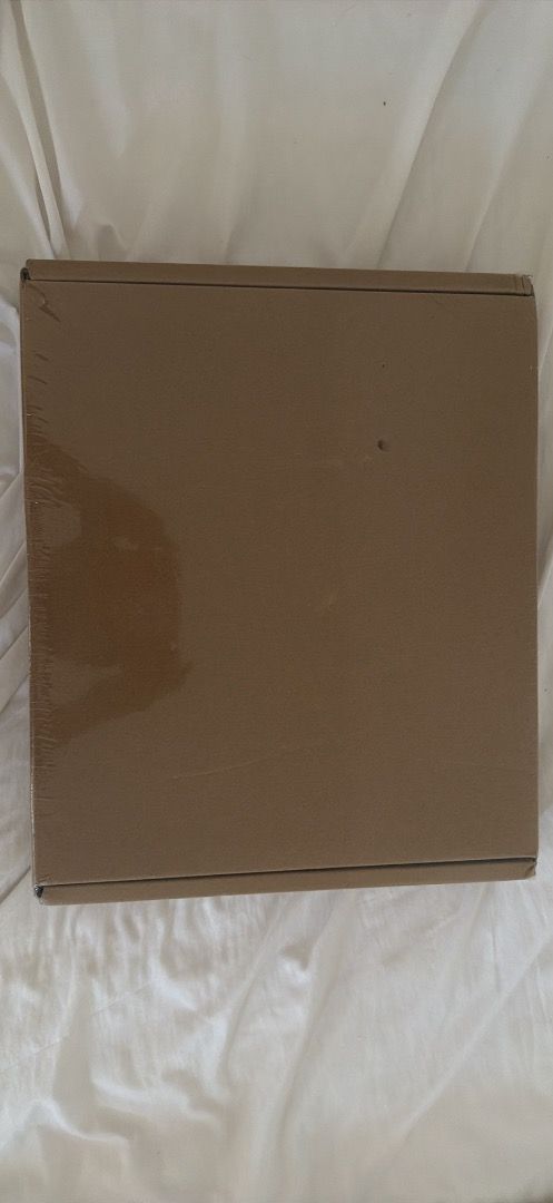 Mobile Legends 10th Year Anniversary Album (Category: K-Wave Merchandise) located in Caloocan City. Submitted by mldv05 (Listing ID 1462028164, Image 1). Description: Completely Sealed (unopened).