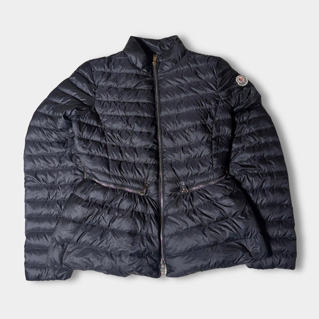 Moncler Agate Zipped Padded Jacket (Category: Coats, Jackets and Outerwear) located in Valencia. Submitted by thriftsbymassy (Listing ID 1461903483, Image 1). Description: MONCLER AGATE ZIPPED PADDED JACKET Size 1 | Women’s 9.7/10 color Flawless condition. A proper Moncler piece for your rotation. Location: Lanao del Sur, 9716 DM to purchase!.