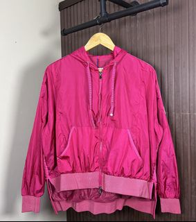 (Category: ) located in . Submitted by cabsygoods (Listing ID 1461850975, Image 1). Description: .