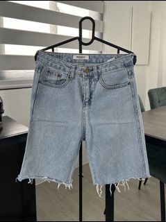 (Category: ) located in . Submitted by sfclosetcleanup (Listing ID 1461861073, Image 1). Description: .
