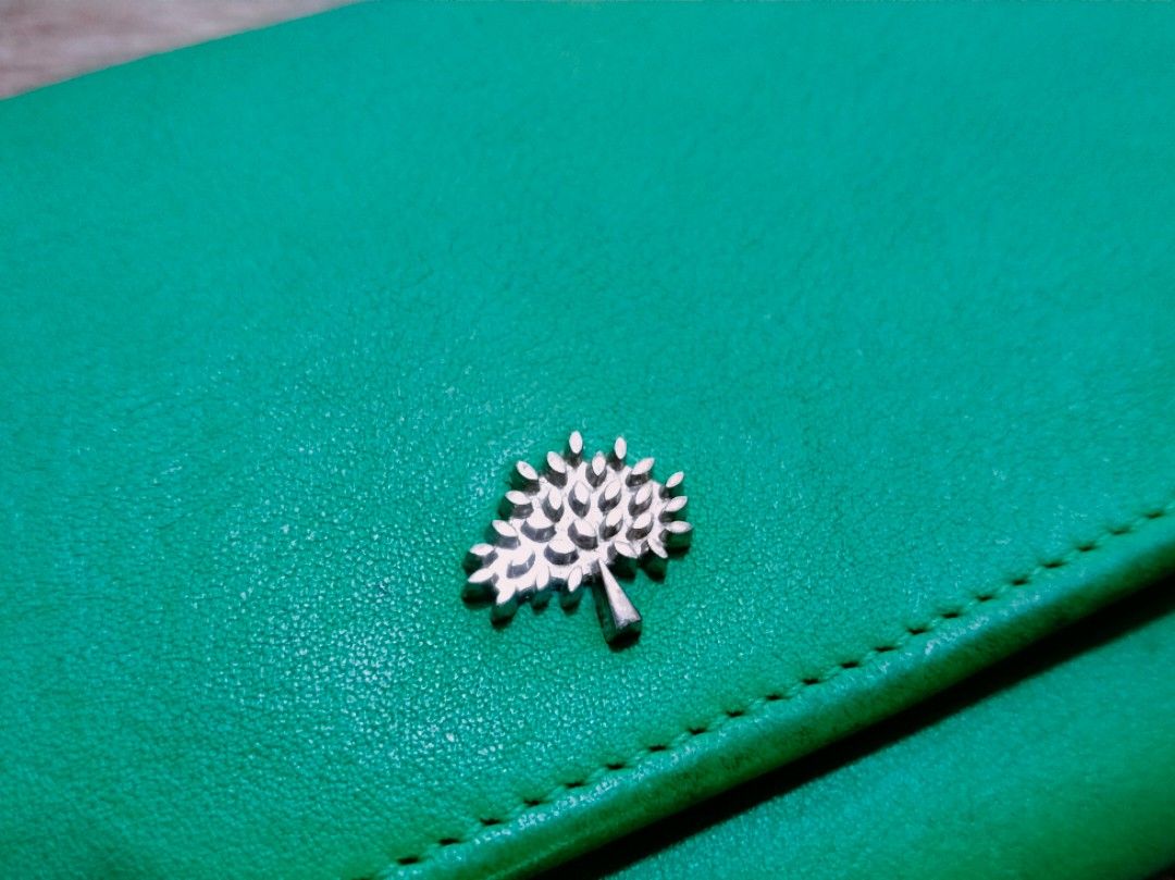 MULBERRY TREE CONTINENTAL WALLET (Category: Wallets & Card holders) located in Cabuyao City. Submitted by Bike_Clothing10 (Listing ID 1461810914, Image 2). Description: READ FIRST... FOR SALE: MULBERRY TREE CONTINENTAL WALLET Excellent Condition Legit NOTE: With small stain inside pocket, hindi naman kita un. PRICE: 3500 Free Shipping (J&T) PICK UP OR SHIPPING ONLY LOC: Cabuyao Laguna -NO COD/COP- 📩PM -Thanks-.
