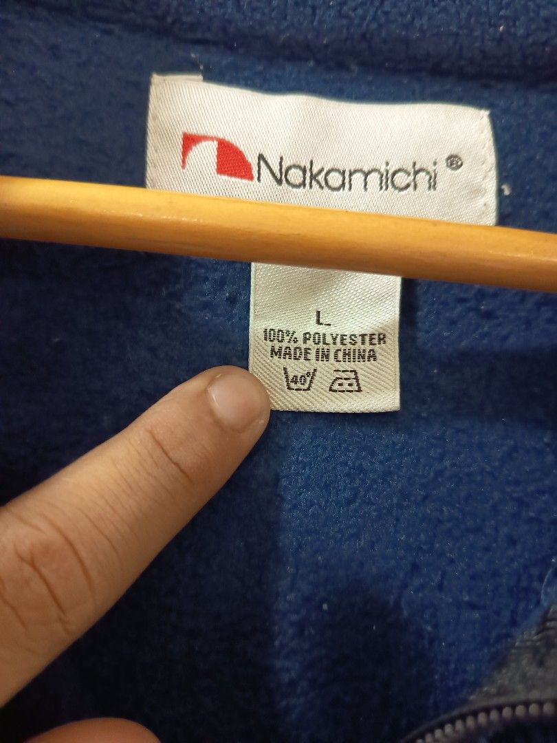 Nakamichi (Category: Vests) located in Manila. Submitted by skippypeanut1331 (Listing ID 1461961694, Image 3). Description: 23.5x25.5 Large Very Good Condition color rate: 9/10 issue: chest pocket zipper not working.
