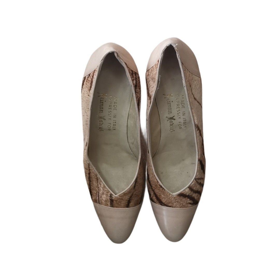 Neiman Marcus Kitten Pump Heels (Tan Brown, 9 or 40) (Category: Heels) located in General Mariano Alvarez. Submitted by hundred_lives (Listing ID 1461982301, Image 2). Description: Neiman Marcus Kitten Pump Heels (Tan Brown, 9 or 40) Authentic Original Good Condition Animal Hide-esque Upper Fabric *No Heel Pads ‼️***Or Best Offer Wins***‼️ ‼️***Split Or As Pack***‼️ ‼️***Negotiable All Items***‼️ ‼️***What You See Is What You Get***‼️ Tags: burbe