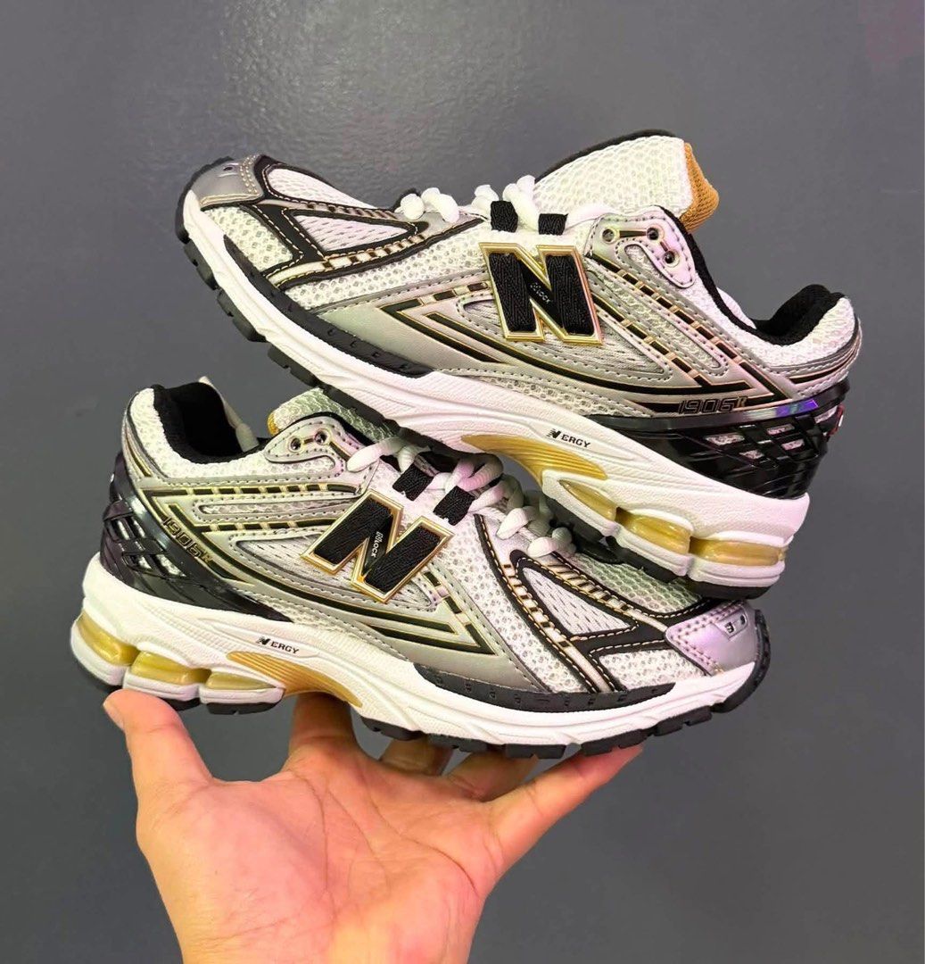 New Balance 1906R “White Metallic Gold” (Category: Sneakers) located in Manila. Submitted by YSABELLE_MARGARETTE (Listing ID 1461821613, Image 2). Description: size 36-45 (men & women available) lalamove courier around metro manila, J&T courier outside manila PAYMENT FIRST THRU GCASH OR BDO.