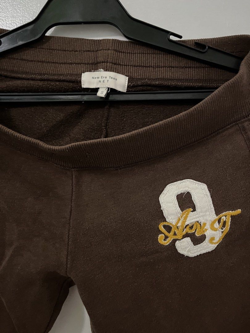 New Era Brown Yoga Pants (Category: Activewear) located in Antipolo. Submitted by starraid777 (Listing ID 1461847676, Image 2). Description: .