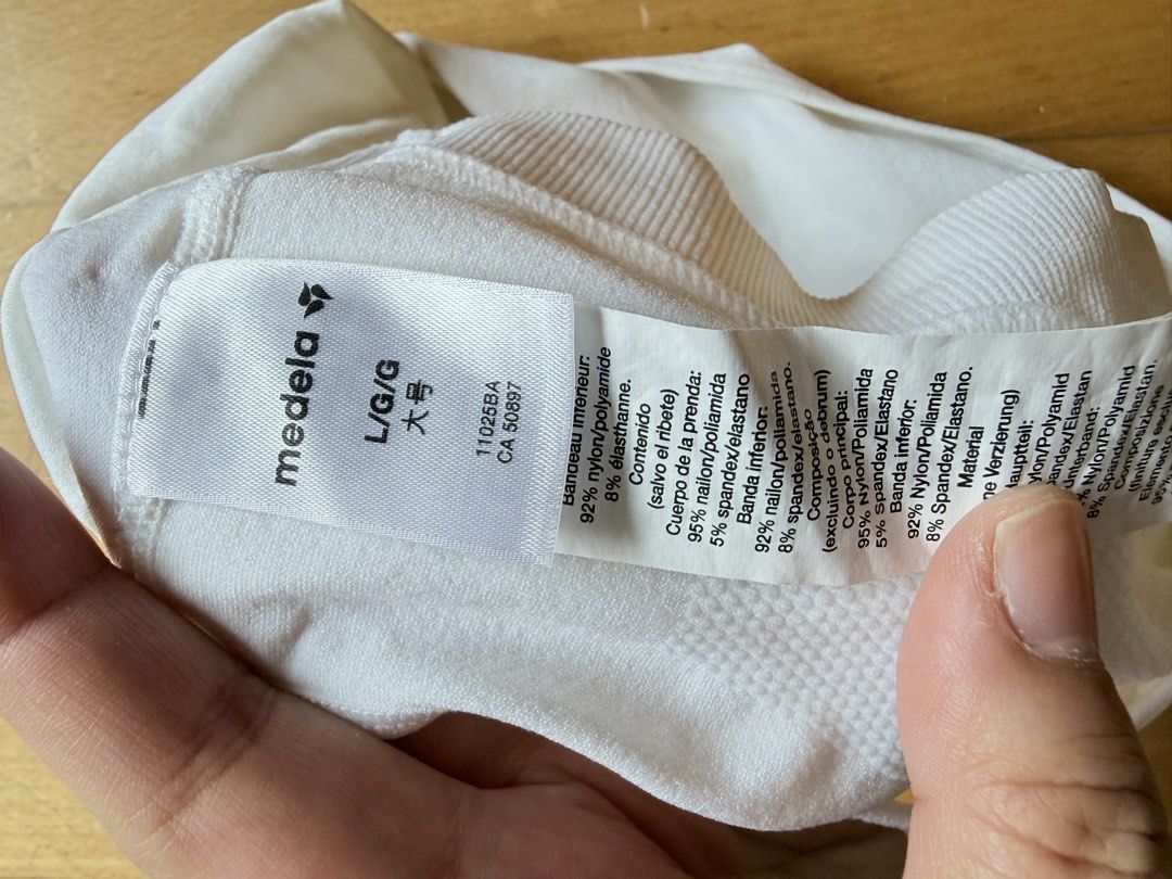 New Medela nursing sleep bra pumping (Category: Maternity wear) located in Makati City. Submitted by nmvs1 (Listing ID 1461803878, Image 2). Description: Medela nursing maternity sleep bra for breastfeeding or pumping Large New never used Bought 1600.