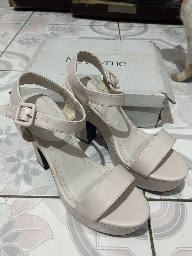 Newlyme Cream Platform Block Heels with Buckle Strap (Category: Heels) located in Manila. Submitted by mikaishiteru0217 (Listing ID 1461802912, Image 3). Description: Color: Neutral beige Condition: leather peeling or flaking (as shown in photos) Size: EU 40 - 40.5, Mondo / CM (Japan) 25.55 RFS: Never worn (was just gifted) Original price shown in the end. Price is negotiable. .