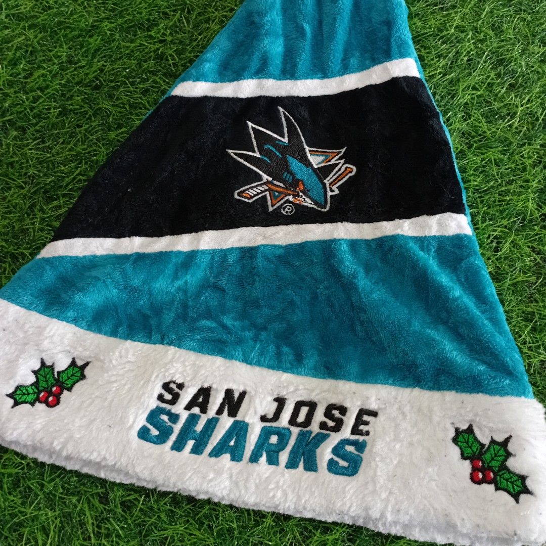 nhl san jose sharks santa hat (Category: Caps & Hats) located in Muntinlupa City. Submitted by rianrax3012 (Listing ID 1461861071, Image 2). Description: .