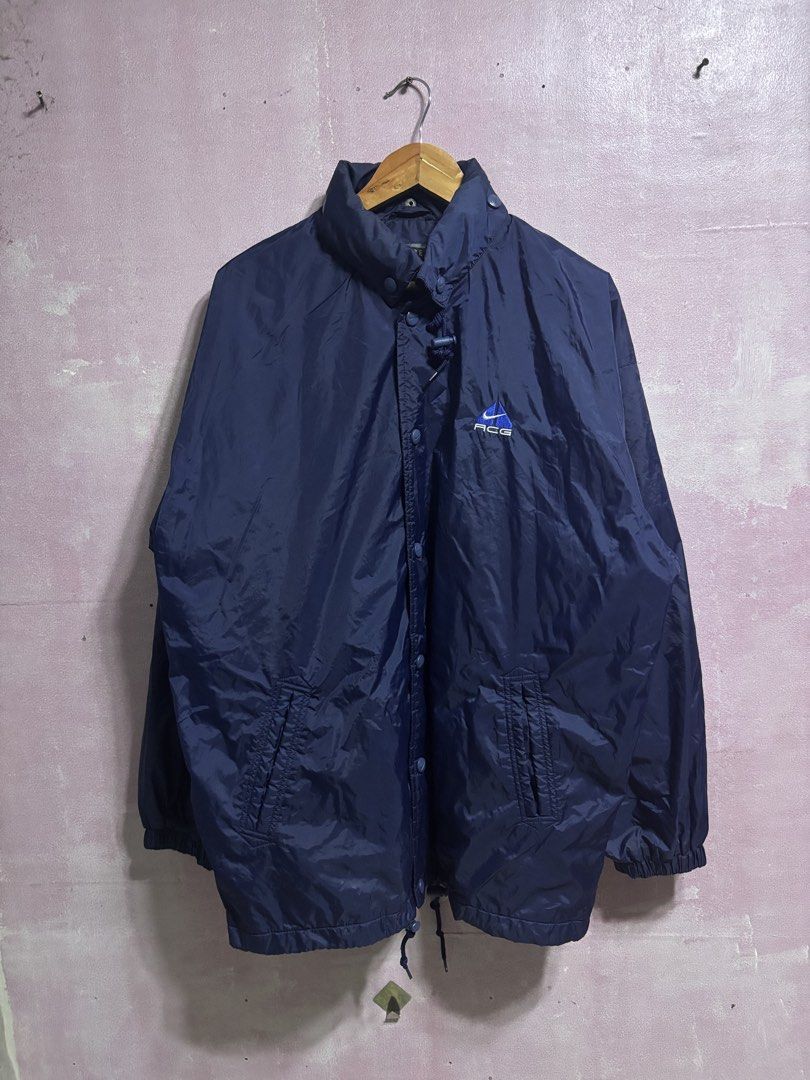 NIKE ACG PACKALBE WINDBREAKER JACKET (Category: Coats, Jackets and Outerwear) located in Manila. Submitted by mangbebong_05 (Listing ID 1461925882, Image 1). Description: NIKE ACG PACKABLE HOOD XL ON TAG WIDTH 26 LENGTH 31 EXCELLENT CONDITION .