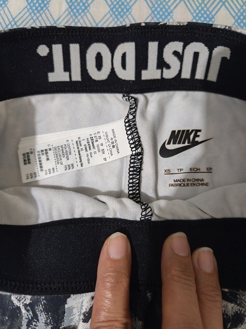 Nike Activewear Leggings (Category: Activewear) located in Quezon City. Submitted by uydaisy1979 (Listing ID 1461819461, Image 3). Description: .