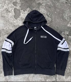 (Category: ) located in . Submitted by ara.thrifts (Listing ID 1461820426, Image 1). Description: .