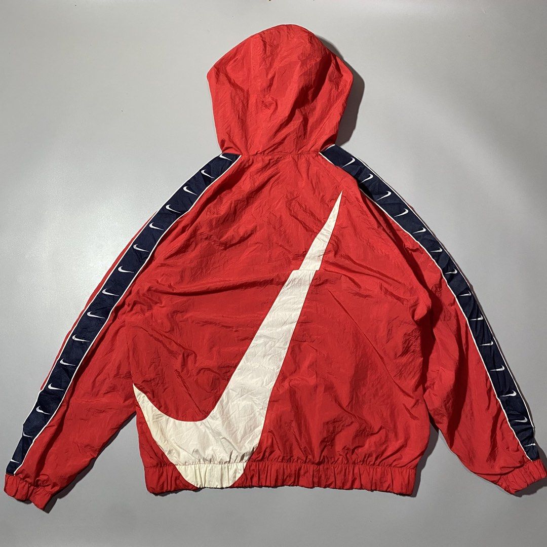 Nike big swoosh (Category: Hoodies) located in Cebu City. Submitted by thrifthing_ph (Listing ID 1461949122, Image 2). Description: .