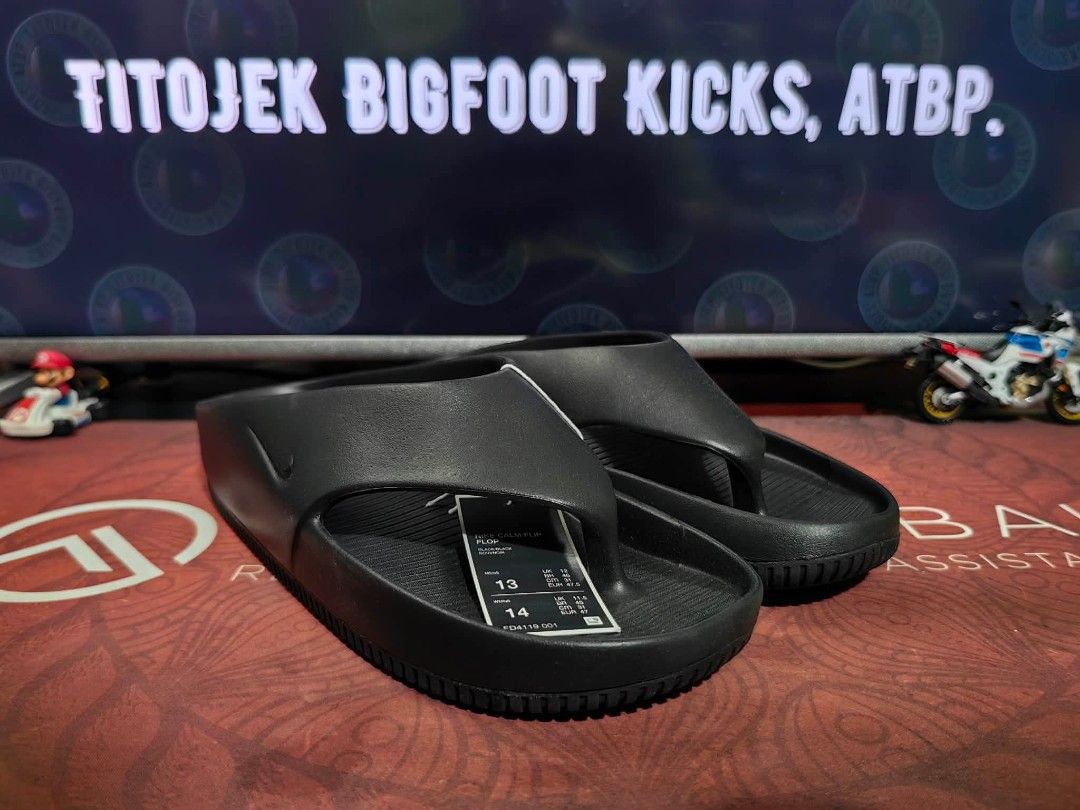 Nike Calm flip flop size 13 US (Category: Slippers & Slides) located in Pasig City. Submitted by titojek (Listing ID 1461826377, Image 1). Description: ⚠️ For sale only. 🔥 Brand new and legit N!ke Calm flip flop size 13 US 💵 1,800. Fixed price. (2,595 SRP) 🛵 Grab or Lalamove ✈️ J&T and JRS (no rush shipping) 💳 Payment • Gcash or Security Bank ❌ Wala na akong meet up. ❌ Walang COD/COP. ❌ Walang Sh0pee checkout. 📍Pinagbuhatan, Pasig City 💡Act
