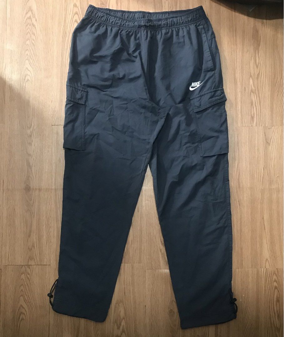NIKE CARGO PANTS (Category: Chinos) located in Baguio. Submitted by kitaaa_ (Listing ID 1461862771, Image 2). Description: .