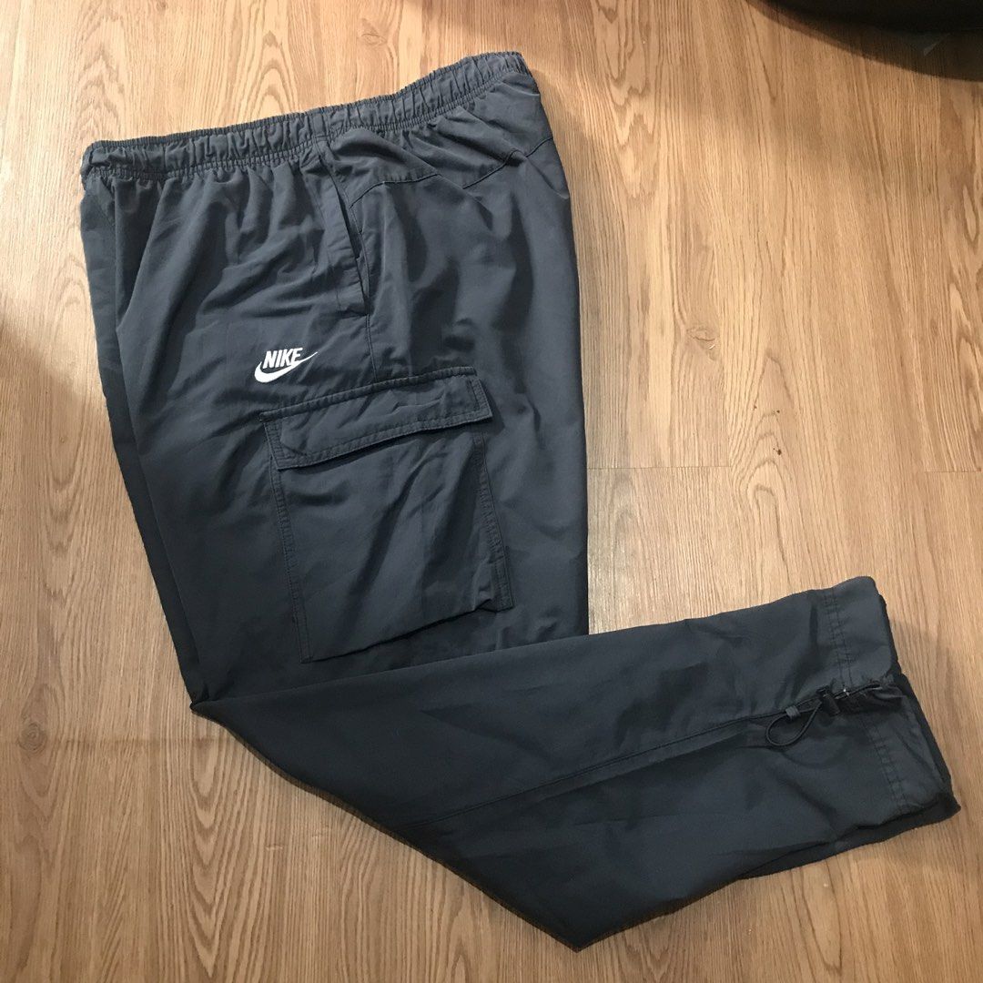NIKE CARGO PANTS (Category: Chinos) located in Baguio. Submitted by kitaaa_ (Listing ID 1461862771, Image 1). Description: .