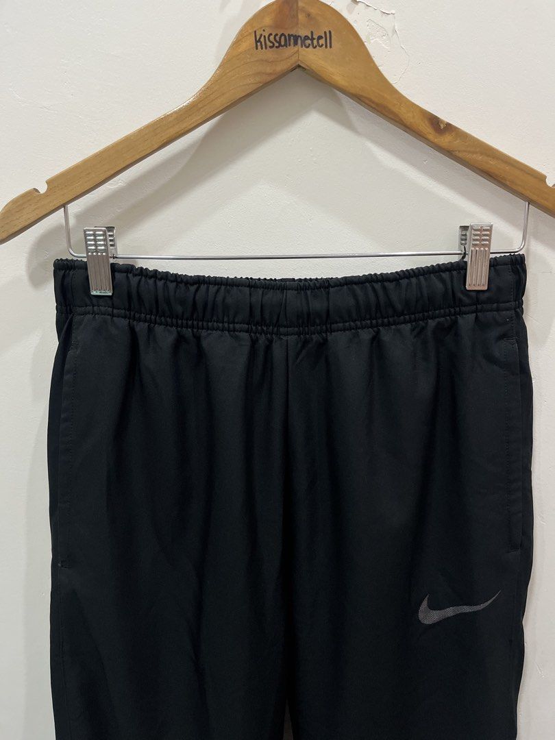 Nike drifit pants (Category: Trousers) located in Dagupan City. Submitted by kissannetell_ (Listing ID 1462001573, Image 2). Description: .