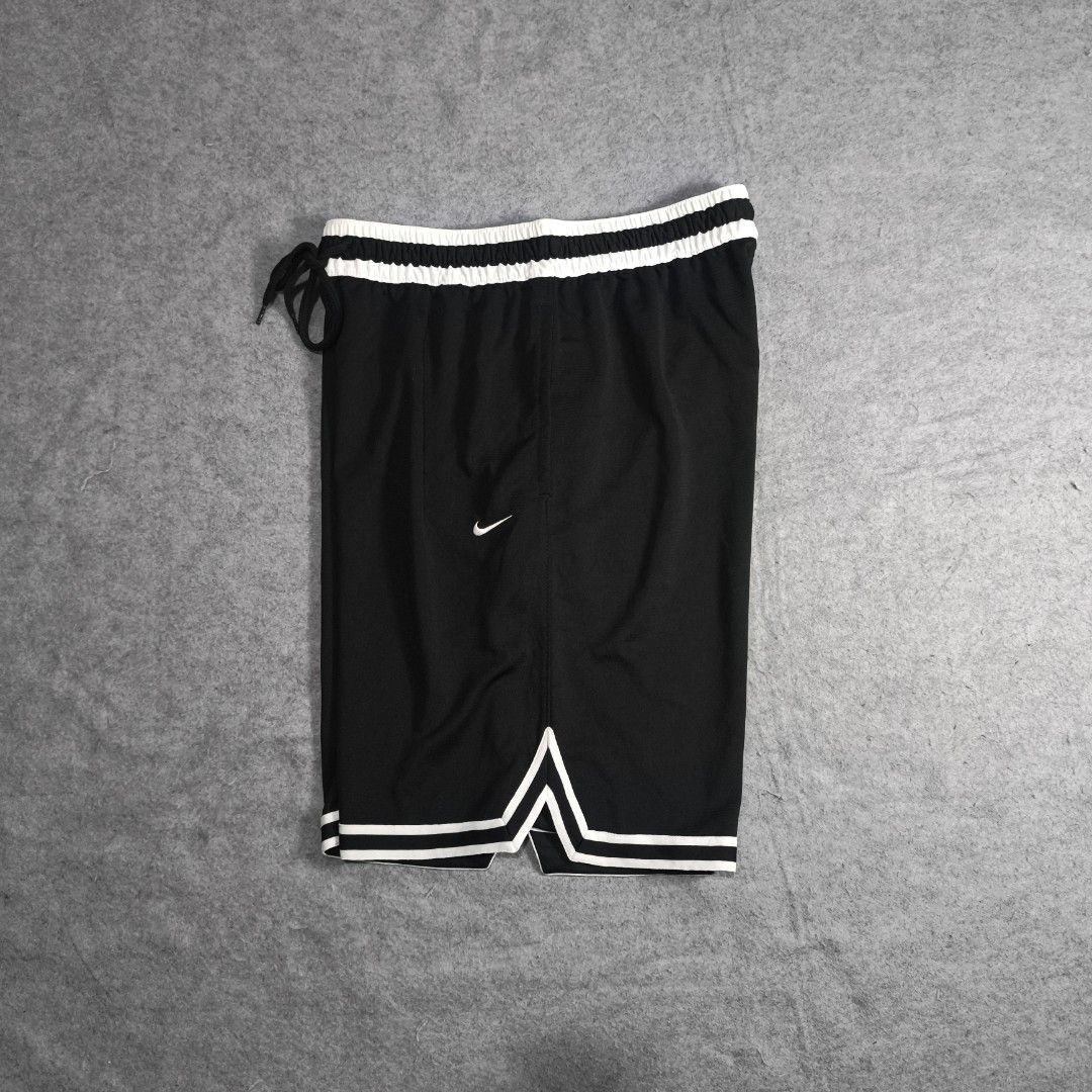 Nike Drifit Two Tone Baller Mesh Short (Category: Baby Monitors) located in Manila. Submitted by shykes_26 (Listing ID 1461822077, Image 1). Description: Dimensions: Waist - 30-40 Length - 21 Leg open - 13 Issues: None.