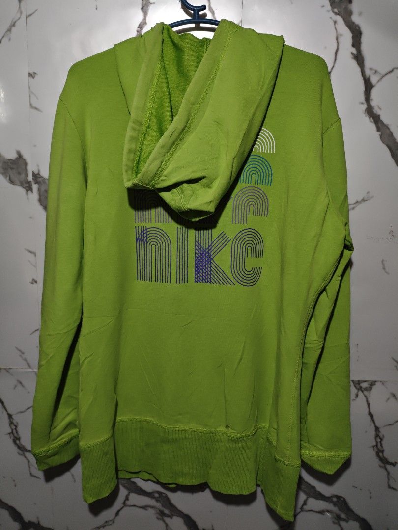 NIKE HOODIE JACKET (Category: Coats, Jackets and Outerwear) located in Las Pinas. Submitted by yokiesse (Listing ID 1462010620, Image 2). Description: .
