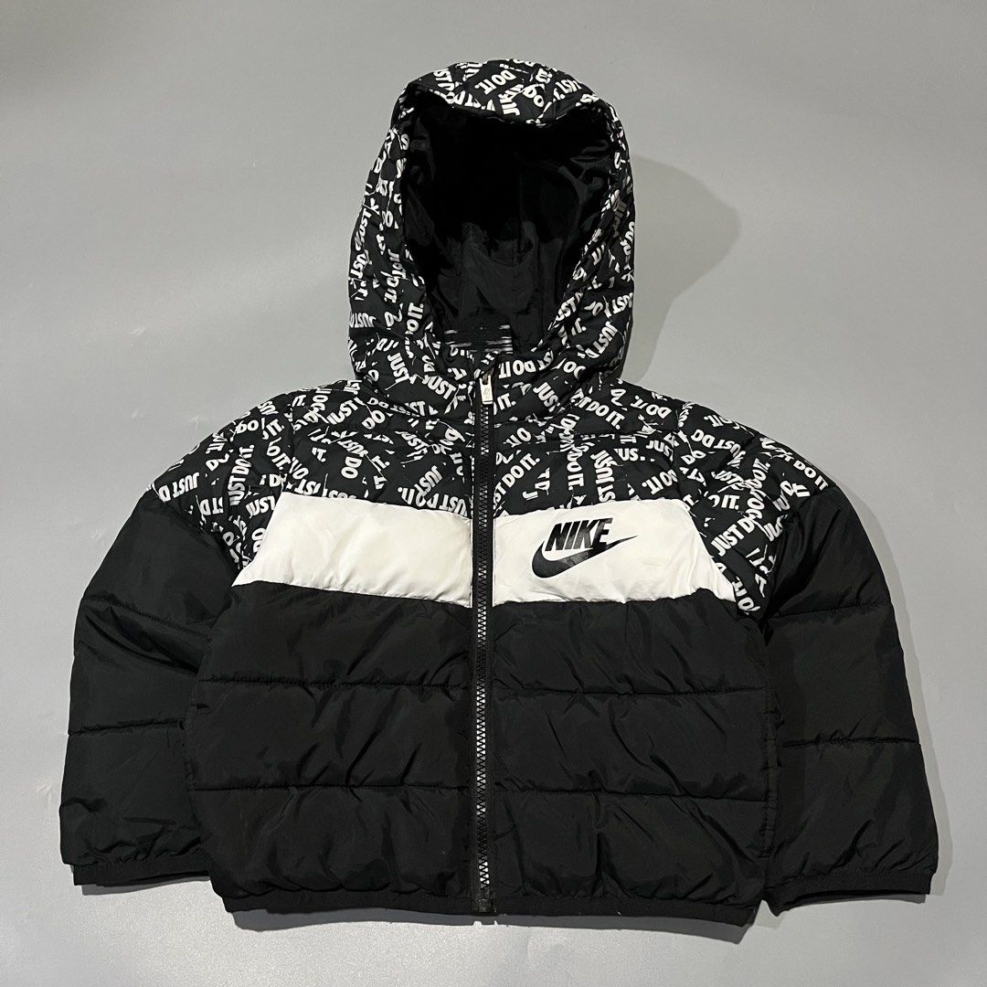 Nike Just Do It Print Puffer (Category: Babies & Kids Fashion) located in Manila. Submitted by tnerb_buynsell1 (Listing ID 1461975758, Image 1). Description: 3T 100/52 size tag As new condition Color rate 9.5.10 No issues .