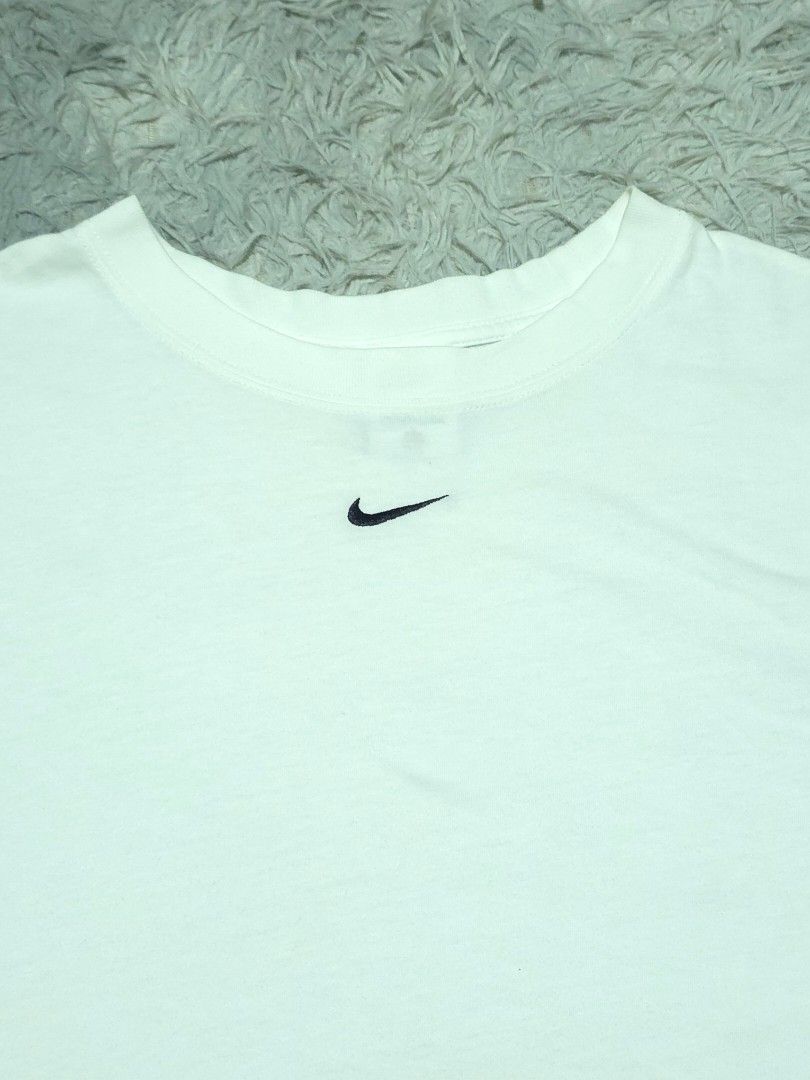 Nike Mid Swoosh Tall Tshirt (Category: Tshirts & Polo Shirts ) located in Abulug. Submitted by humanwhosellthings (Listing ID 1461801900, Image 2). Description: NIKÈ ✅️Size: Medium ✅️Dimes: 20W x 31L ✅Condition: Excellent ✅Issue: None ✅Color Rate: 9.8/10.