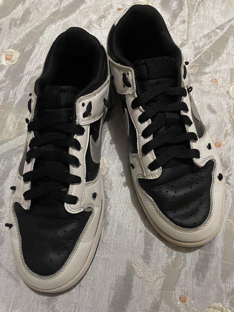 Nike SB Dunk Low sneakers (Category: Sneakers) located in Manila. Submitted by klebpreloved (Listing ID 1461841262, Image 2). Description: .