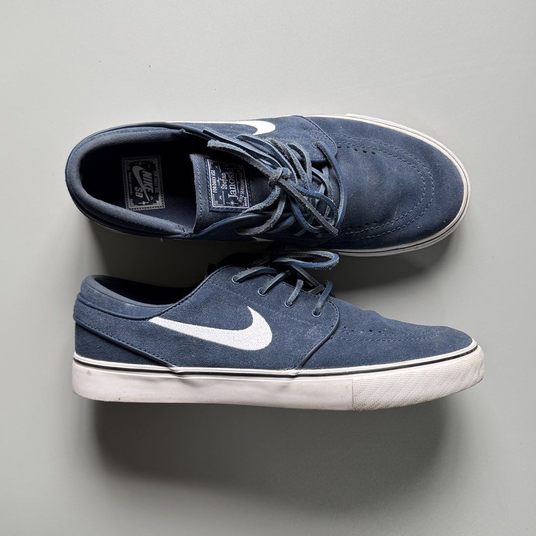 Nike SB Zoom Janoski OG+ (Category: Sneakers) located in Manila. Submitted by jasonkicksph (Listing ID 1461798146, Image 1). Description: Nike SB Zoom Janoski OG+ US7.5 | Like New Complete 3,000.