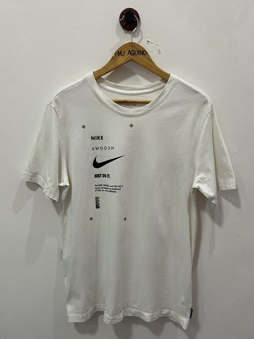 Nike swoosh tshirt (Category: Tshirts & Polo Shirts ) located in Dagupan City. Submitted by kissannetell_ (Listing ID 1462001149, Image 1). Description: .
