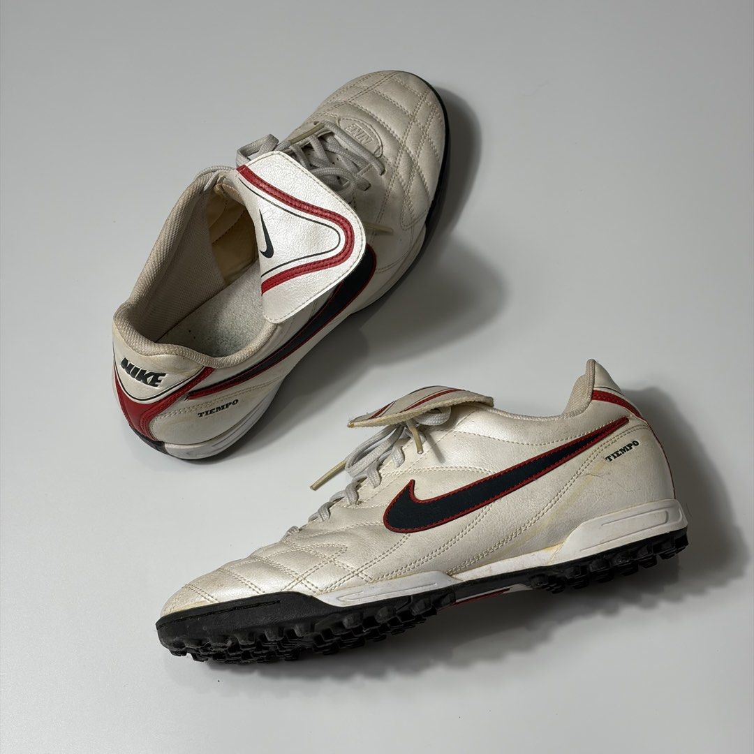 Nike Tiempo Natural III (Category: Sneakers) located in Makati City. Submitted by tulakngdamit.ph (Listing ID 1461909088, Image 2). Description: WTS! Nike Tiempo Natural III Size US 10 EUR 44 Excellent Condition.