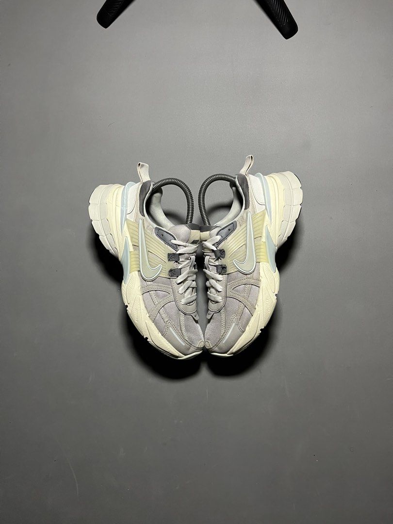 Nike V2K Metallic Platinum (Category: Sneakers) located in Iligan City. Submitted by strideph (Listing ID 1461901070, Image 2). Description: Size: 6.5 US W / 37.5 EUR / 23.5 CM Condition: Excellent 1799 only DM 📩.