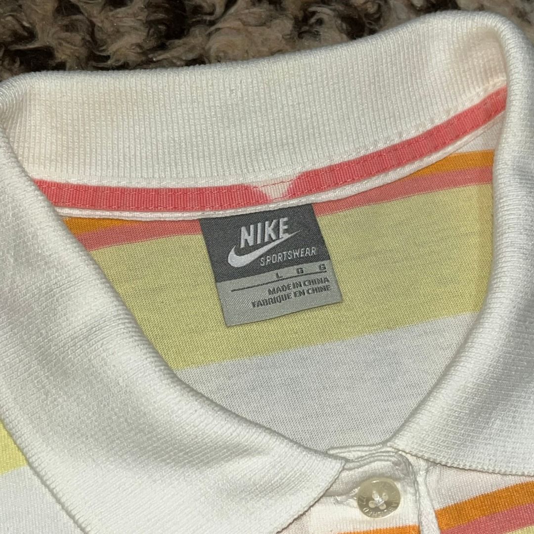 NIKE WOMENS POLO SHIRT (Category: Shirts) located in Quezon. Submitted by ejay.thrift.clothes (Listing ID 1461944095, Image 3). Description: FREE SHIPPING LARGE / WOMEN 17 X 24 ISSUE: SMALL STAIN ABOVE NECK TAG (SEE 3RD PHOTO) COLOR RATE: 9/10 EXCELLENT CONDITION FRESHLY WASHED READY TO WEAR # 493.
