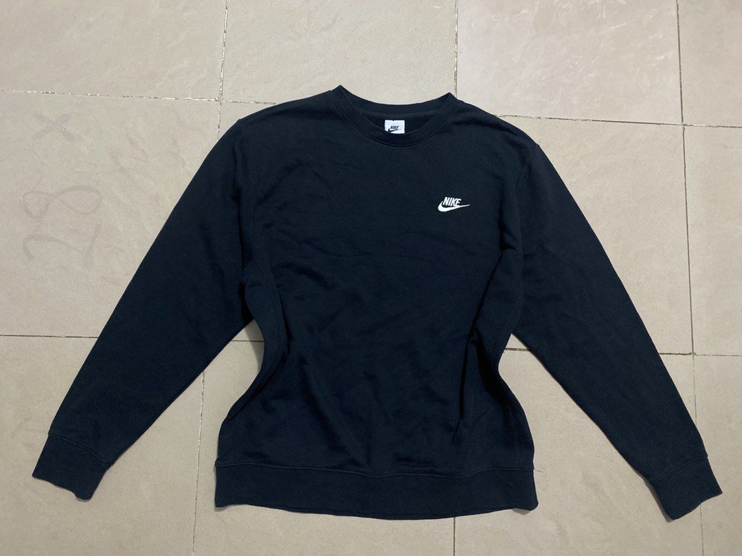 Nike XL （分類：衛衣）位於 Hong Kong。 由 queenieheaven 提交（商品編號 1461810320，圖片 2）。簡介： 。