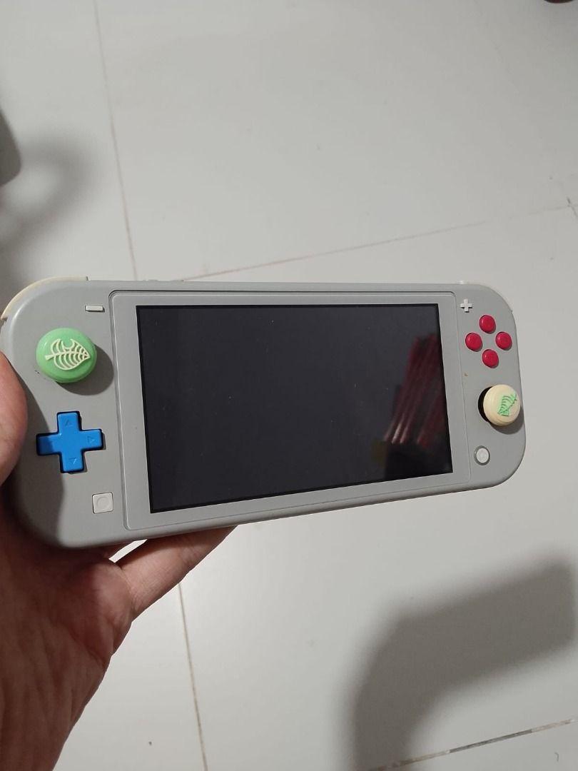 Nintendo Switch Lite Console with 8 Games (Category: Nintendo) located in Marikina City. Submitted by namelessghoul94 (Listing ID 1461844515, Image 1). Description: - Nintendo Switch Lite (Special Edition) console with SD card 125GB - 8 Physical games included: - Shovel Knight - Zelda: Link's Awakening - Owlboy - Hades - Super Mario Bros. Wonder - Zelda: Skyward Sword HD - Eastward - Story of Seasons: Mineral Town .
