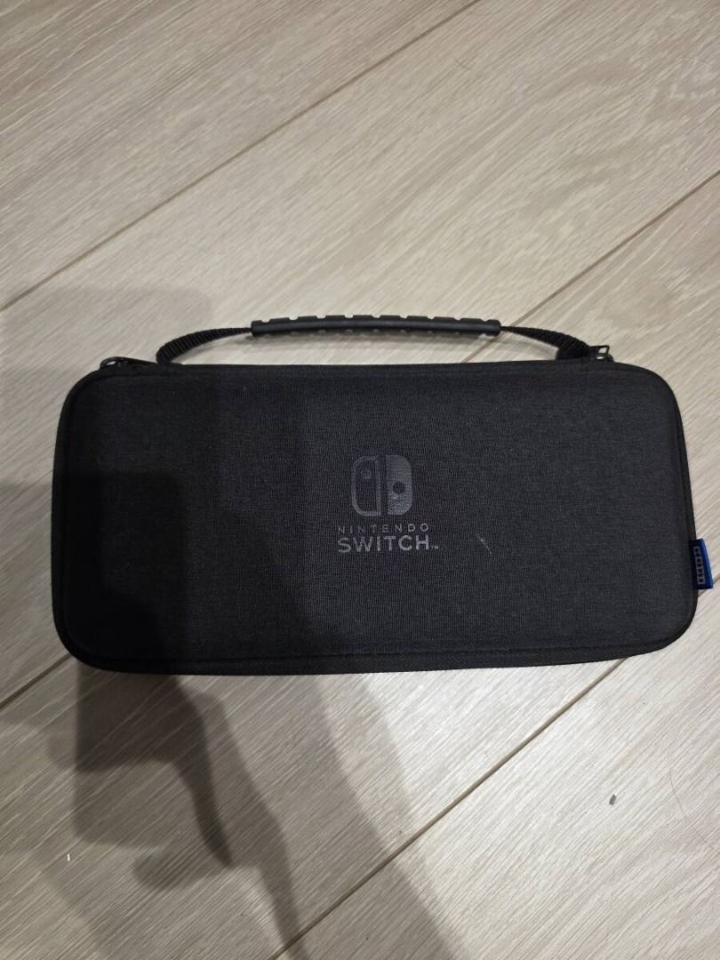 Nintendo Switch OLED (Category: Nintendo) located in Pasig City. Submitted by denissephx73 (Listing ID 1461874987, Image 2). Description: Nintendo Switch OLED From japan As is no issue or damage See pics for inclusion No trade or swap Not accepting COD or COP Pickup or Shipping Wire Transfer for payment.