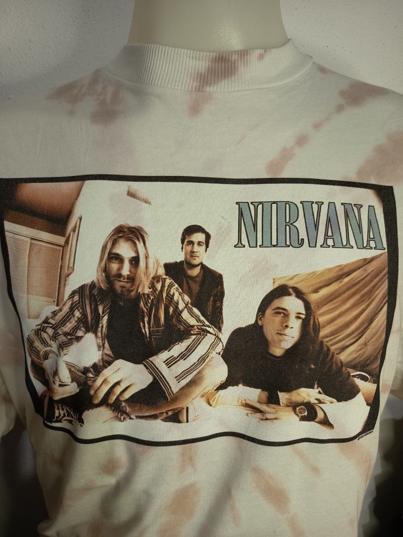 Nirvana (Category: Tshirts & Polo Shirts) located in Kota Bharu. Submitted by bundle_aiman (Listing ID 1462028696, Image 3). Description: .