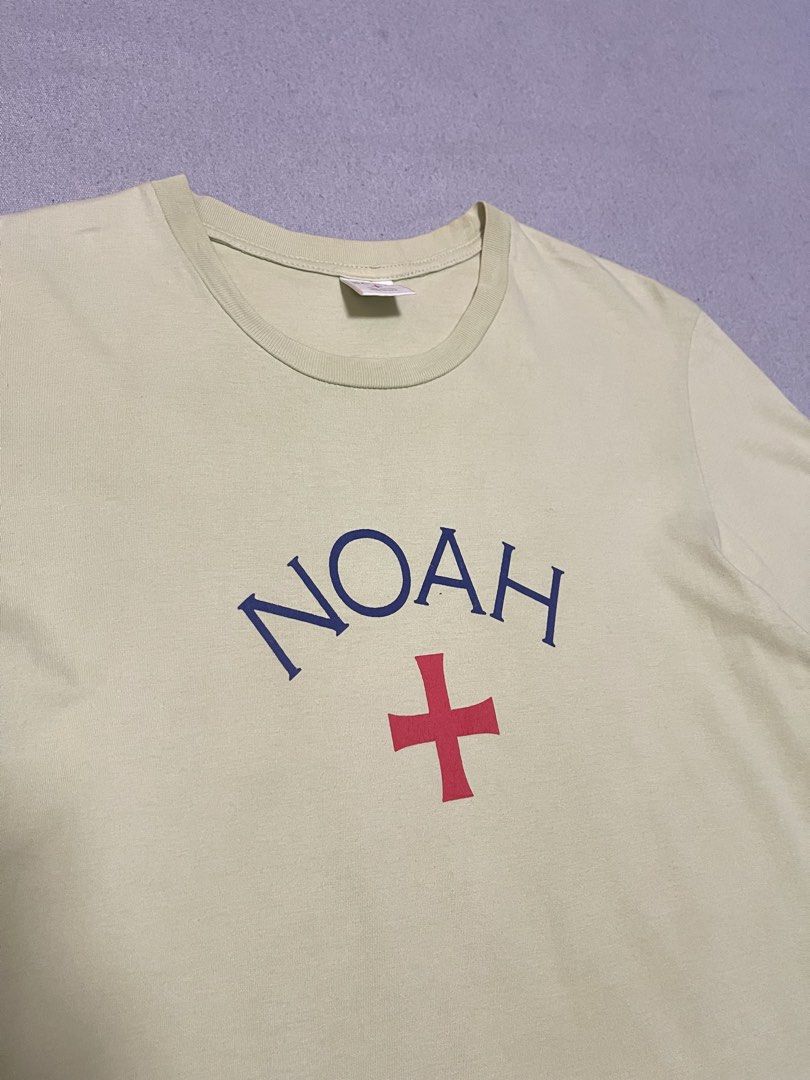 NOAH Streetwear Tee (Category: Tshirts & Polo Shirts ) located in Bulacan. Submitted by sanjisthrift (Listing ID 1462035094, Image 2). Description: Size Medium Width 19.4 Length 28.5 Good Condition 9/10 Hairline cracks.