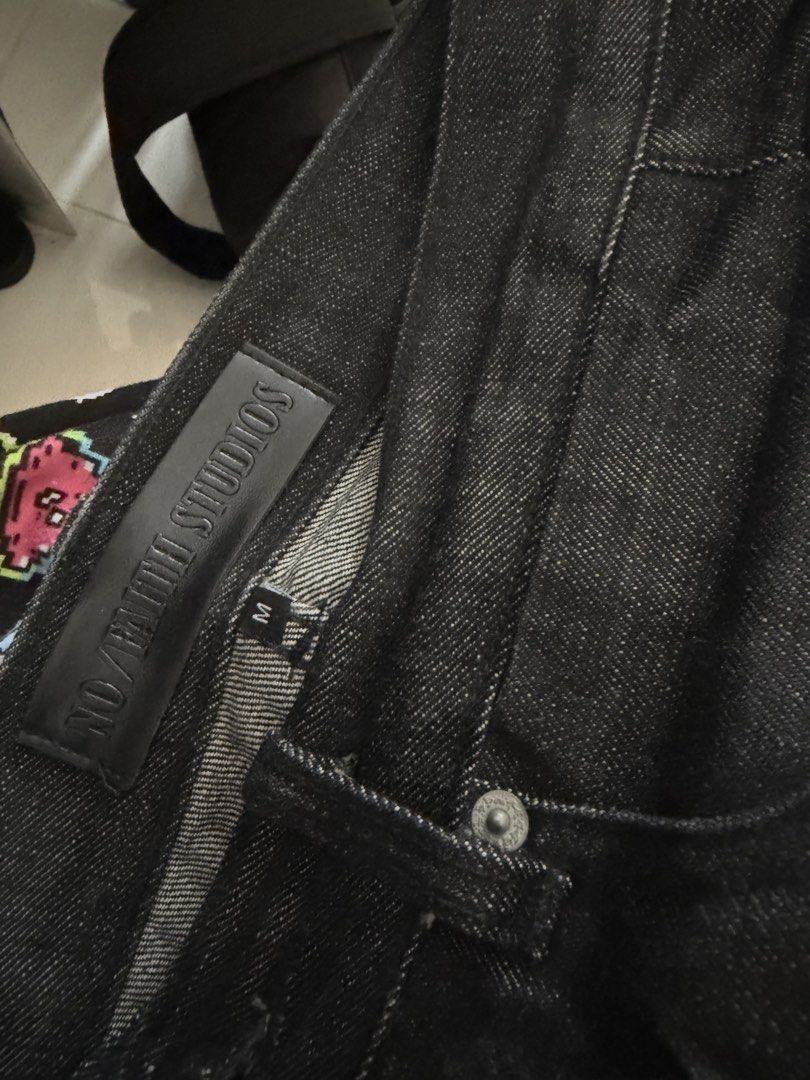 NO/FAITH STUDIOS Raw Wide Leg Denim (Category: Jeans) located in Manila. Submitted by lostfromsanity (Listing ID 1461829544, Image 2). Description: No Faith Studios Raw Selvedge Denim Auth Nego Size M on tag Waist 31-32 Length 42 Hem 12 Issues Heel bite .