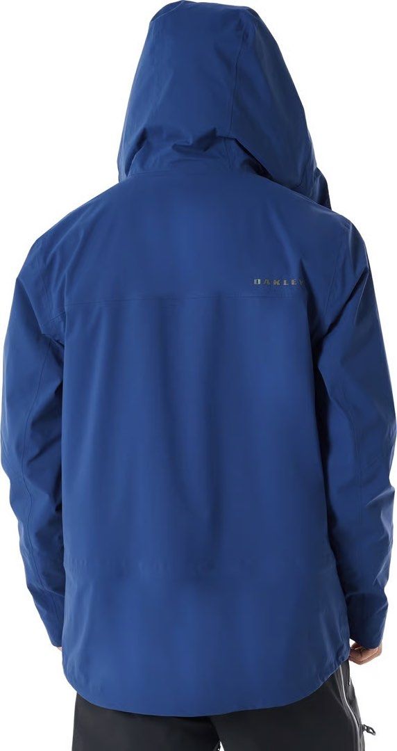Oakley Shell Jacket (Category: Coats, Jackets and Outerwear) located in Kota Bharu. Submitted by animaclothing (Listing ID 1461840592, Image 2). Description: Condition: 9/10 100% Polyamide Size L (fit XL) Manual Measurements: 23.5in x 31in.