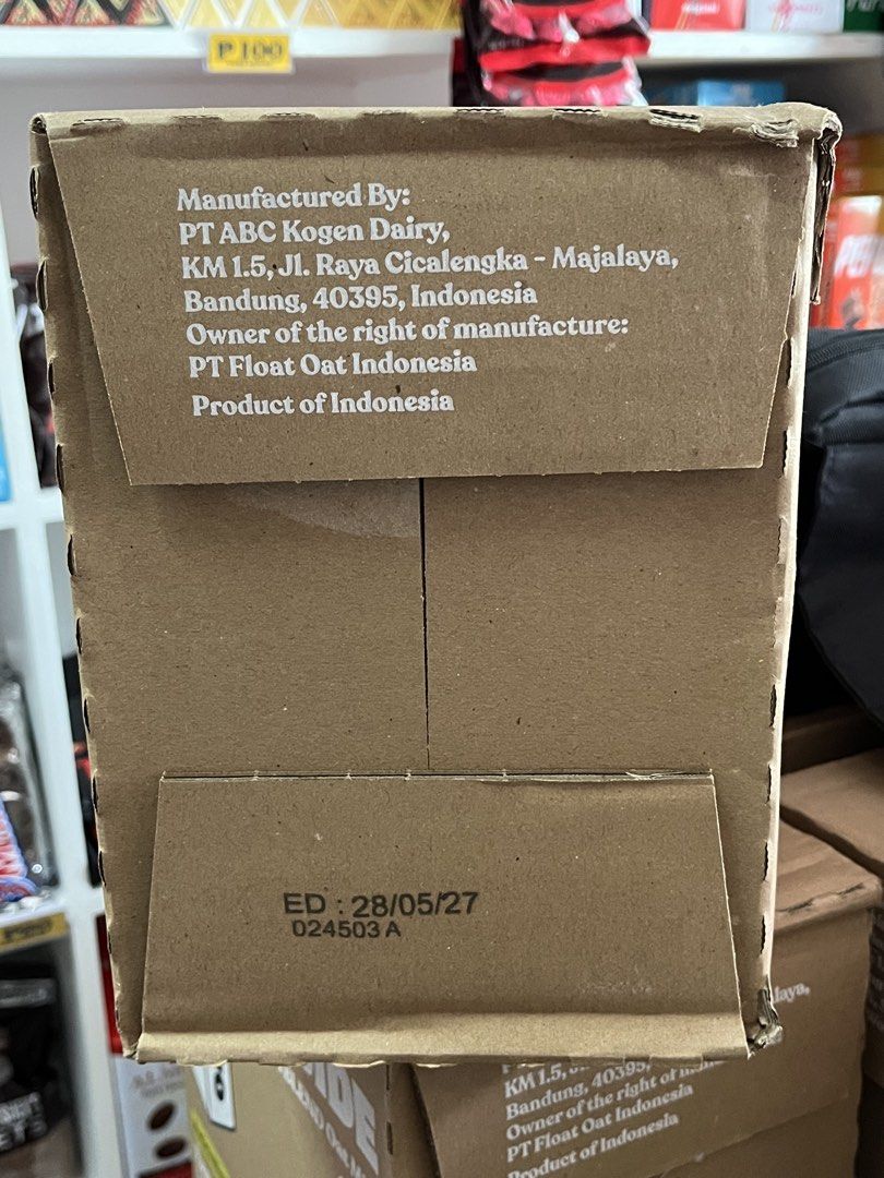 Oatside Old Packaging (Category: Beverages) located in Quezon City. Submitted by azarels (Listing ID 1461909570, Image 3). Description: Made in Indonesia 📍Taguig/QC.