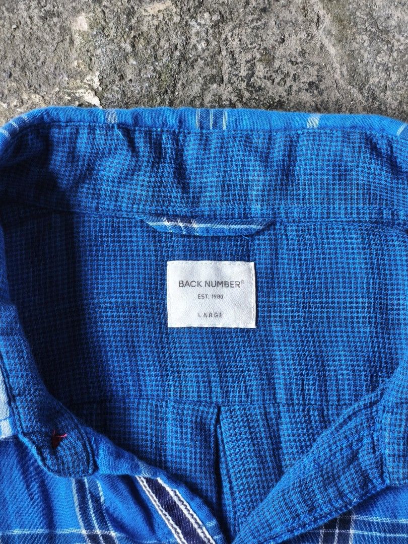 (OFFER) Back Number Plaid Button-down Long-sleeve Shirt (Category: Tshirts & Polo Shirts ) located in Cavite. Submitted by benta.ni.jm (Listing ID 1461813046, Image 2). Description: Size: L Dimensions: 21 x 29.5 Condition: 9/10 Color Rate: 9/10 Issue: 📩📩📩.